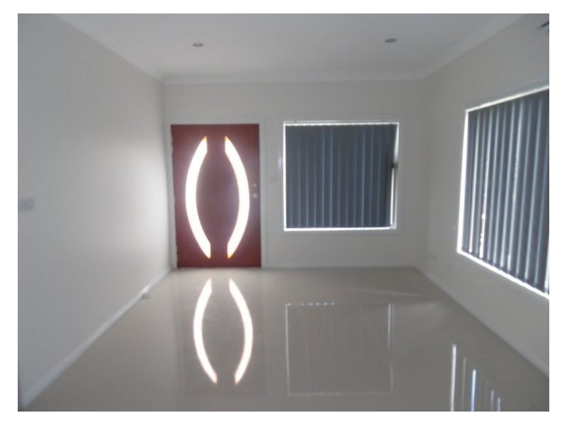 16A Rosemont Avenue, Smithfield NSW 2164