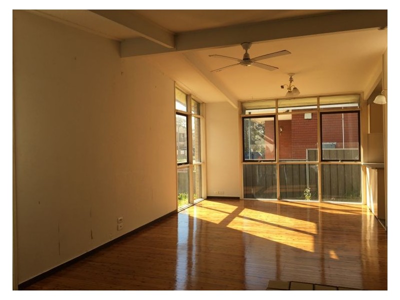 8 Theo Street, Liverpool NSW 2170