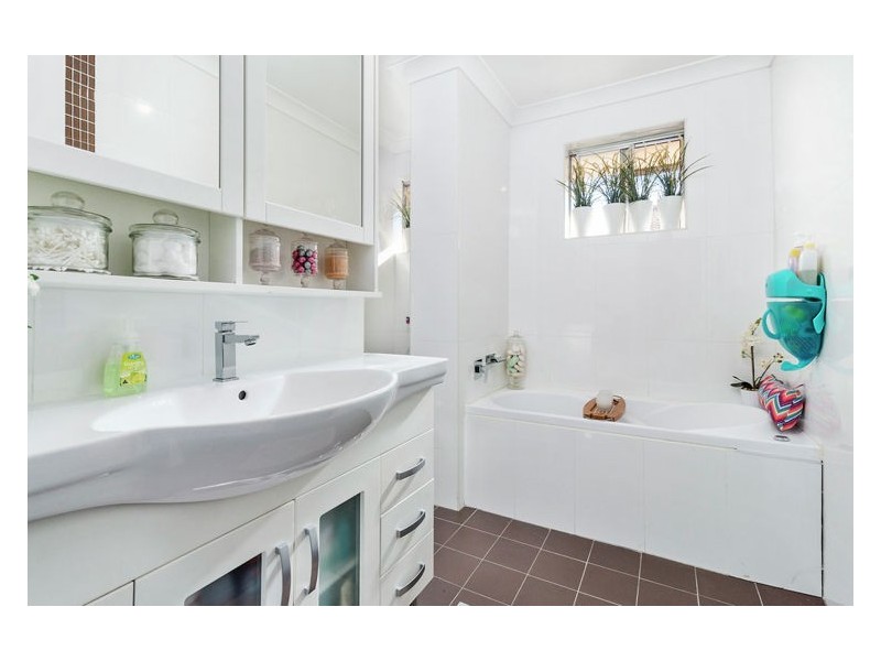 8/87 Smart Street, Fairfield NSW 2165