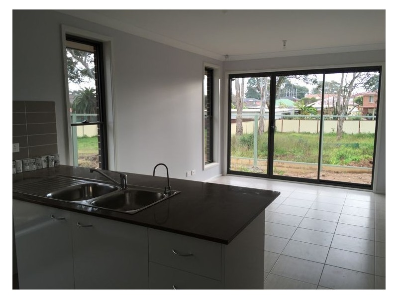 21A Laurel Street, Carramar NSW 2163