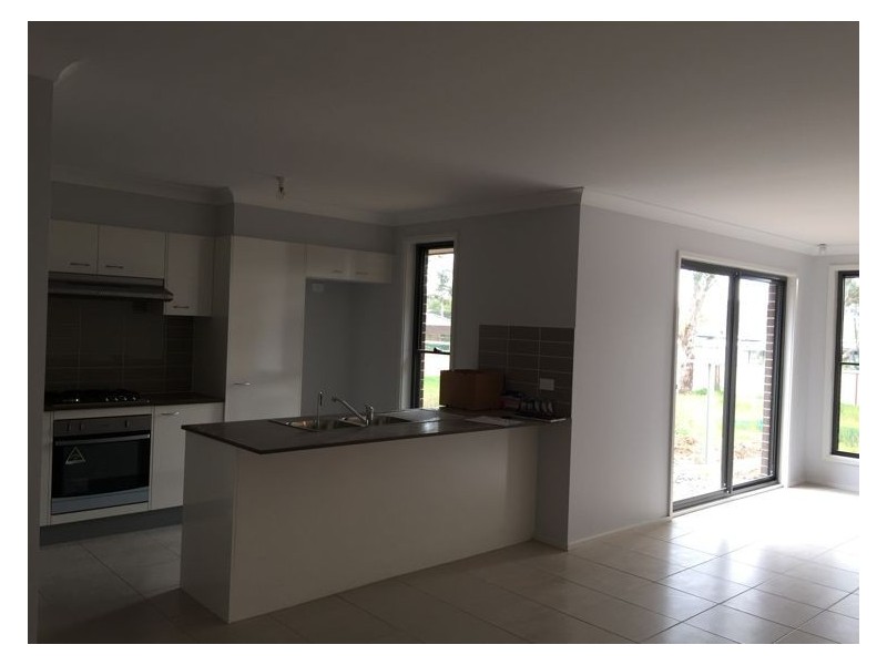 21B Laurel Street, Carramar NSW 2163