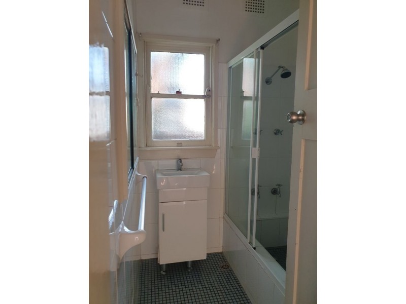 503 The Horsley Drive, Fairfield NSW 2165