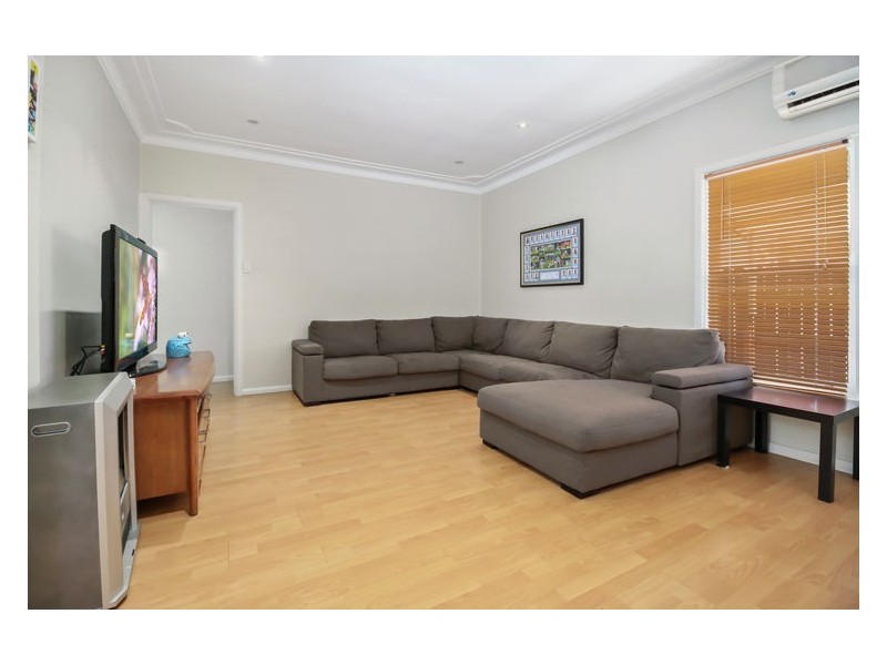 6 Craig Street, Smithfield NSW 2164