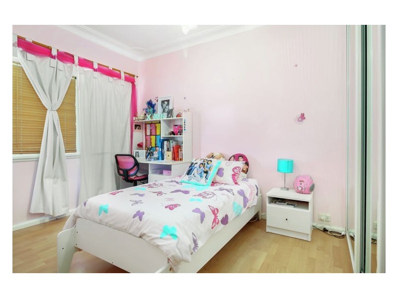 6 Craig Street, Smithfield NSW 2164