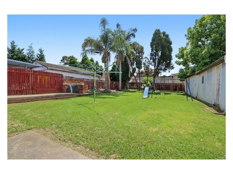 6 Craig Street, Smithfield NSW 2164