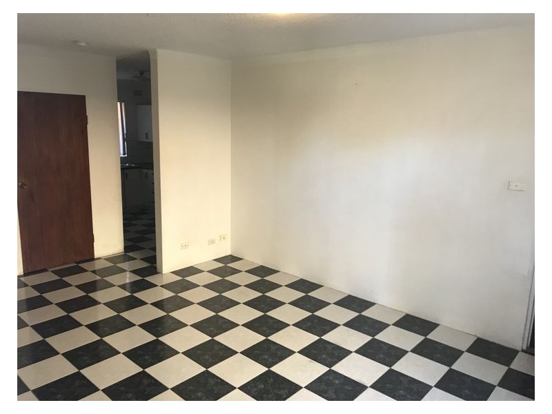 8/49-51 Station Street, Fairfield NSW 2165