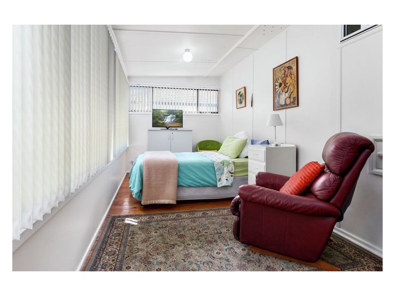 Fairfield West NSW 2165