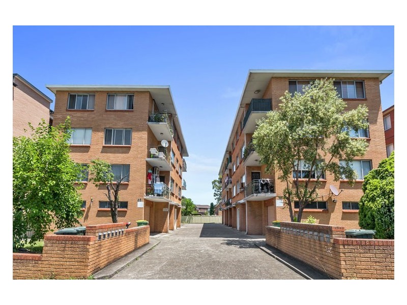 1/49-51 Station Street, Fairfield NSW 2165