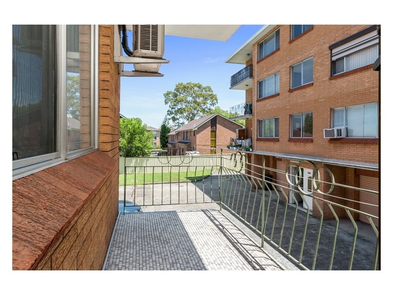 1/49-51 Station Street, Fairfield NSW 2165