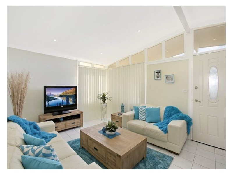 7 Bungulla Street, Sadleir NSW 2168