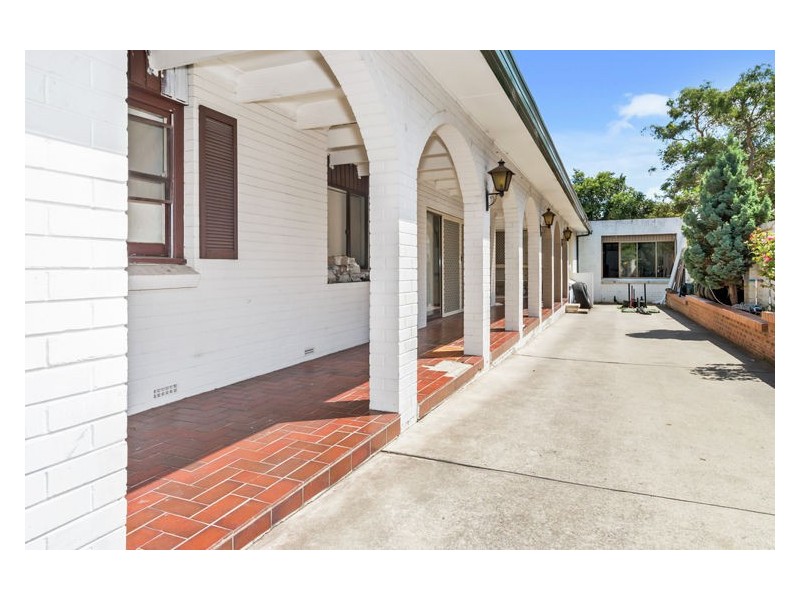 22 Parliament Road, Macquarie Fields NSW 2564