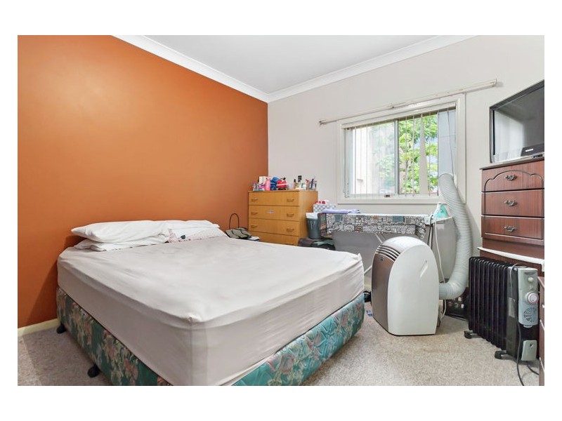 22 Parliament Road, Macquarie Fields NSW 2564