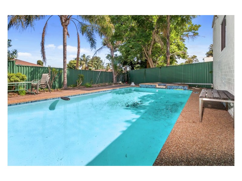 22 Parliament Road, Macquarie Fields NSW 2564