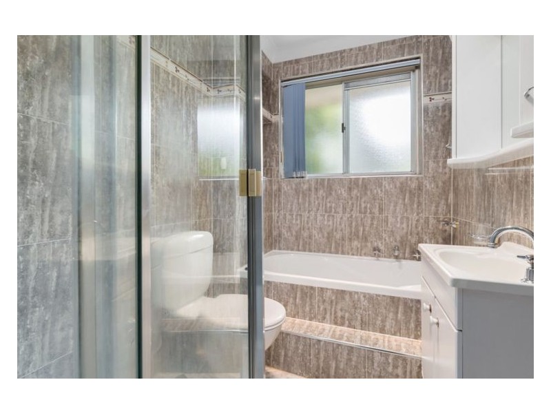 21/127 The Crescent, Fairfield NSW 2165