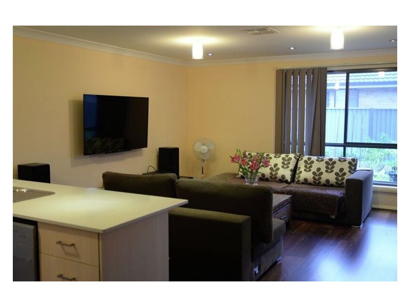 50 Finsbury Circuit, Ropes Crossing NSW 2760