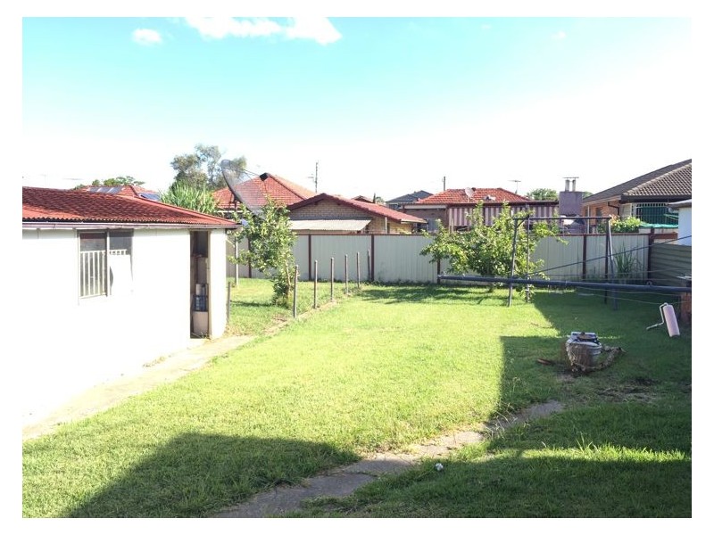 81 Malabar St, Fairfield NSW 2165