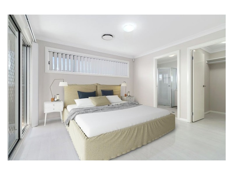 27 Horizon Circuit, Moorebank NSW 2170