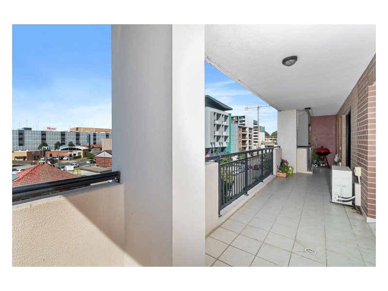 18/25-27 Castlereagh Street, Liverpool NSW 2170