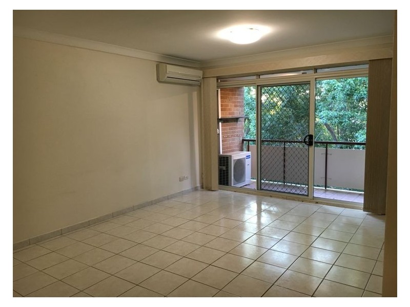 12/127 The Crescent, Fairfield NSW 2165