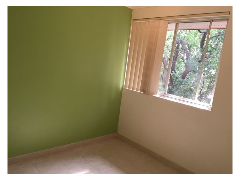 12/127 The Crescent, Fairfield NSW 2165