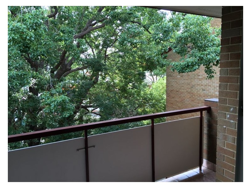 12/127 The Crescent, Fairfield NSW 2165