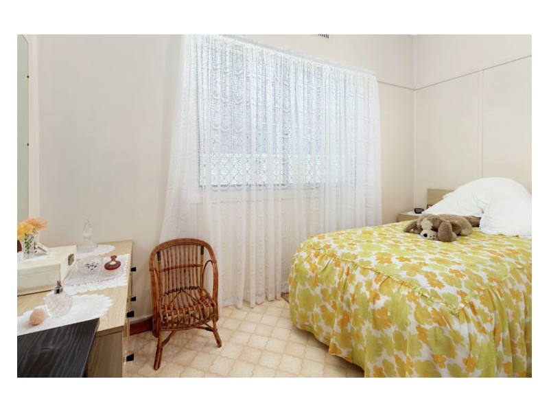 58 The Grove, Fairfield NSW 2165