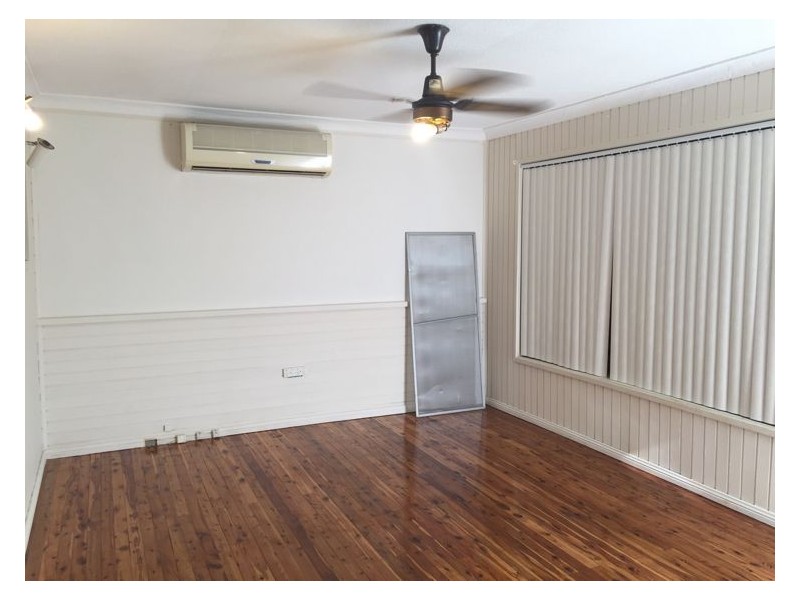 3 Oaklea Place, Canley Heights NSW 2166