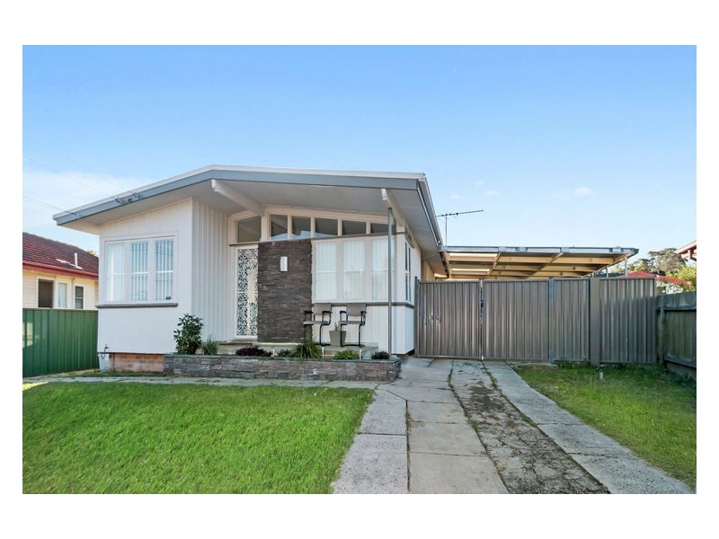 7 Bungulla Street, Sadleir NSW 2168