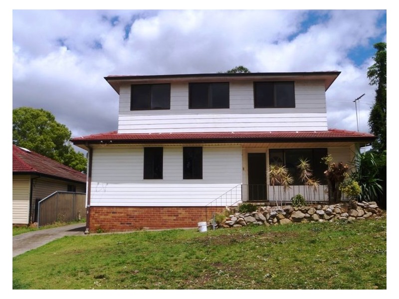 19 Hutchens Ave, Mount Pritchard NSW 2170