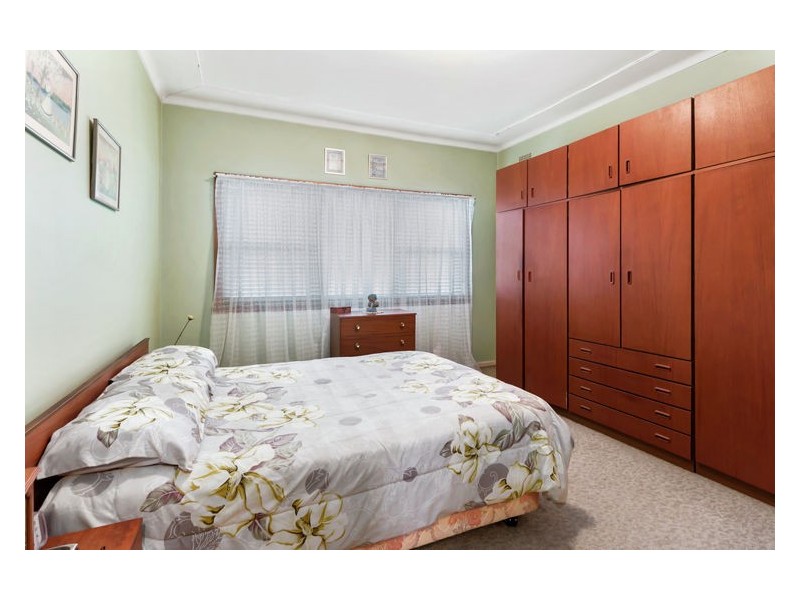 32 Garran Street, Fairfield West NSW 2165