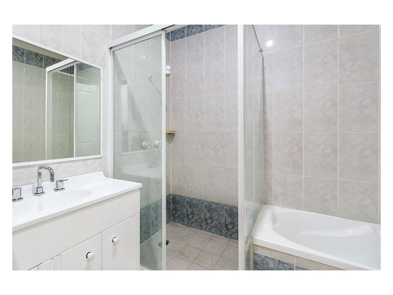 2/153 Toongabbie Road, Toongabbie NSW 2146