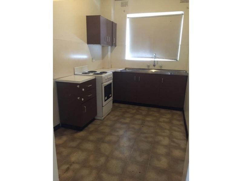 3/192 Sandal cres, Carramar NSW 2163