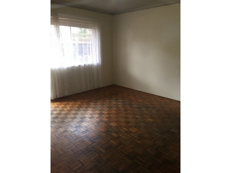 3/192 Sandal cres, Carramar NSW 2163