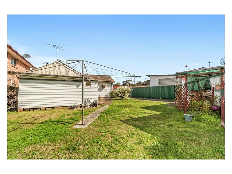 35 Harden Street, Canley Heights NSW 2166