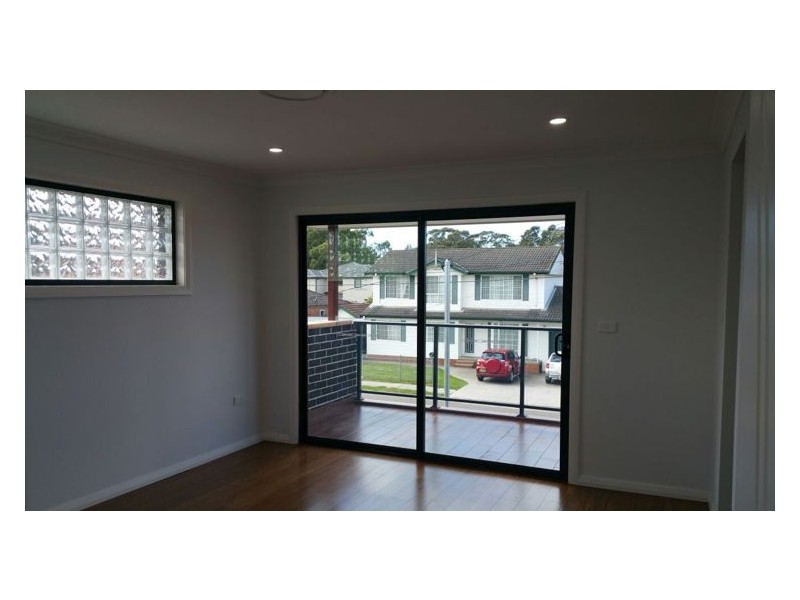 132 Oxford Street, Smithfield NSW 2164