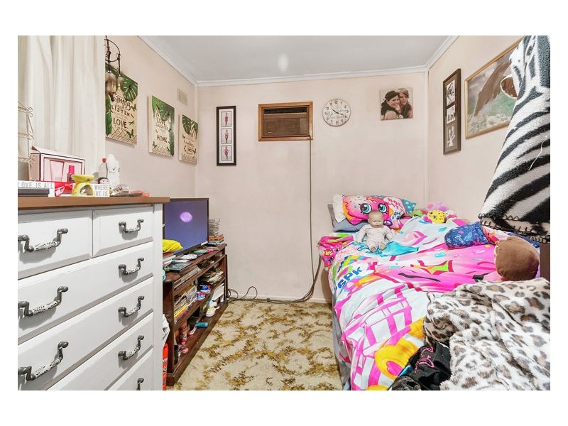 26 Crosby Crescent, Fairfield NSW 2165