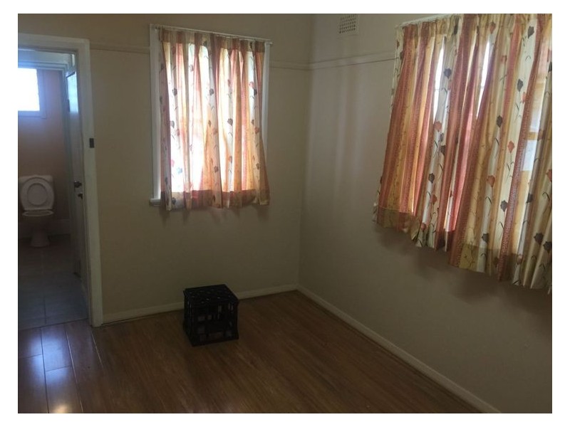 29 Richmond Rd, Blacktown NSW 2148