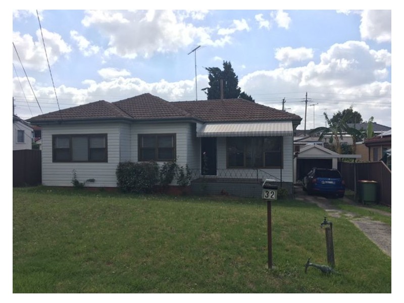 32 Garran Street, Fairfield West NSW 2165