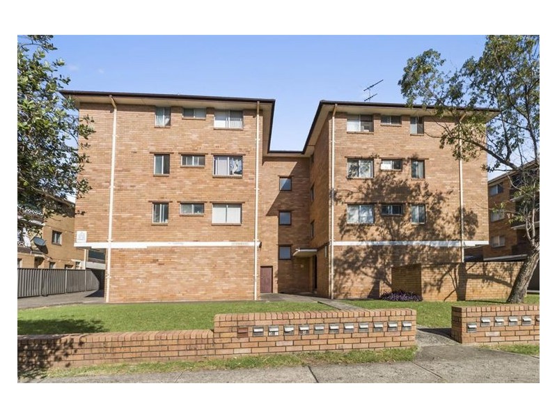 10/13 Forbes Street, Warwick Farm NSW 2170