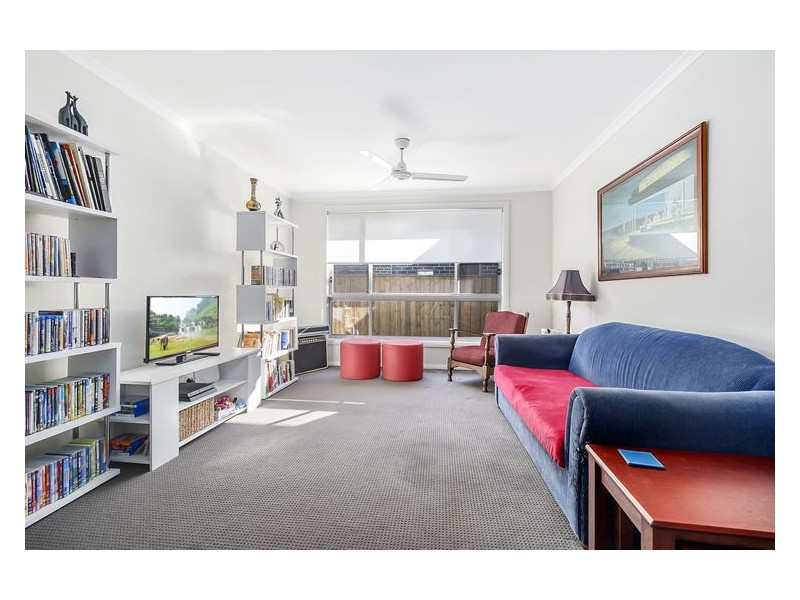 6 Seton St, Oran Park NSW 2570