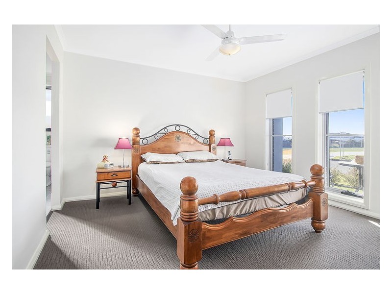 6 Seton St, Oran Park NSW 2570