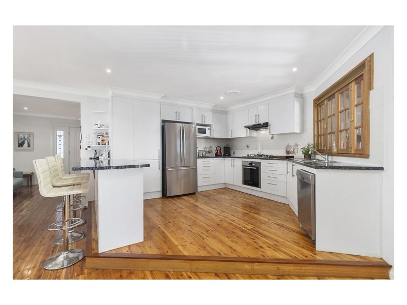 17 Hatfield Road, Canley Heights NSW 2166