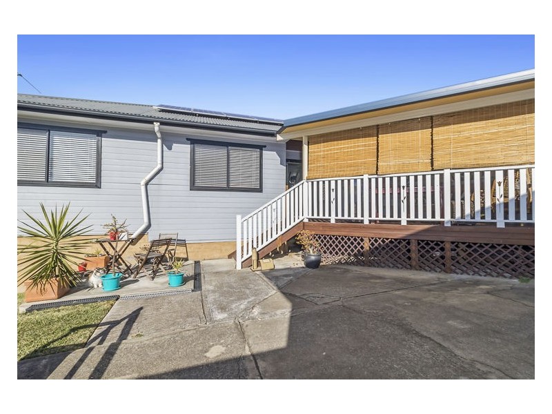 17 Hatfield Road, Canley Heights NSW 2166