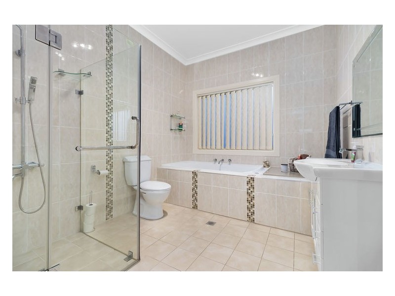 40 Willowbank Crescent, Canley Vale NSW 2166