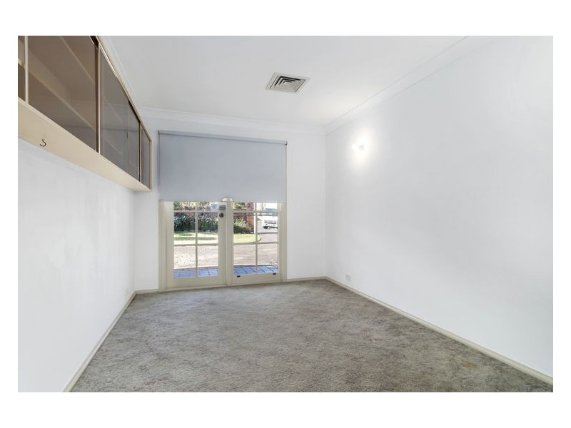 26 Sadlier Crescent, Fairfield West NSW 2165