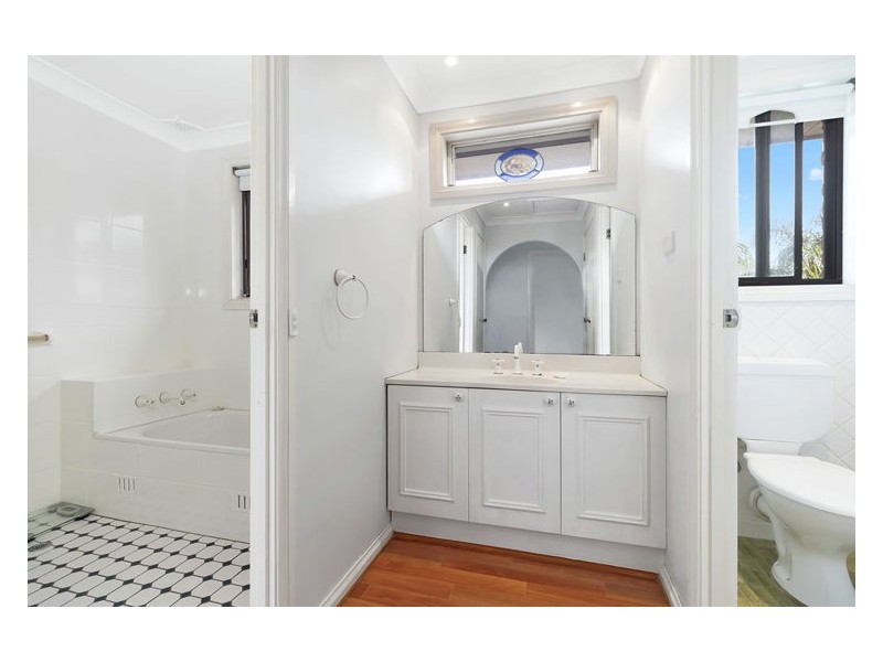 26 Sadlier Crescent, Fairfield West NSW 2165