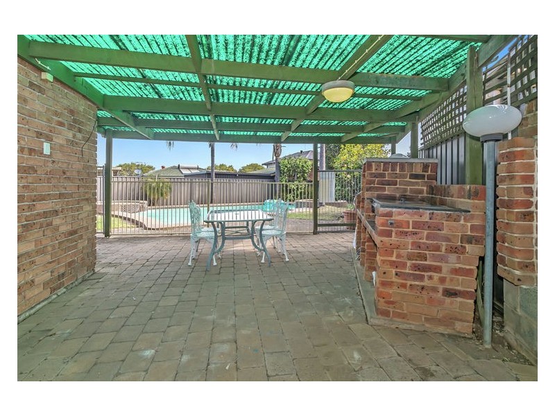 26 Sadlier Crescent, Fairfield West NSW 2165