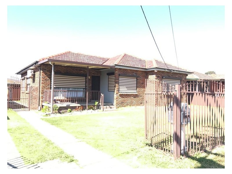 5 Rosemont Ave, Smithfield NSW 2164