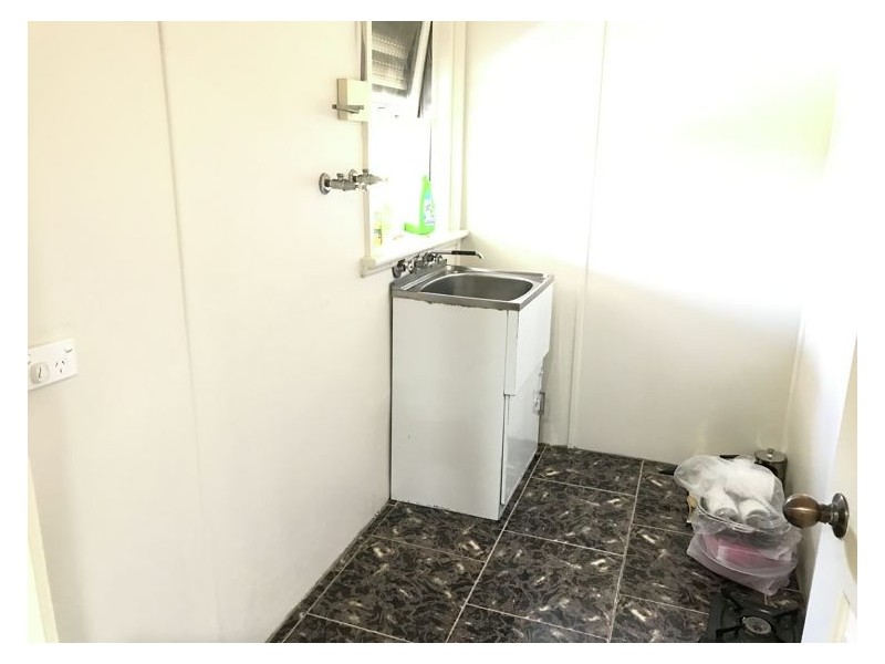 5 Rosemont Ave, Smithfield NSW 2164