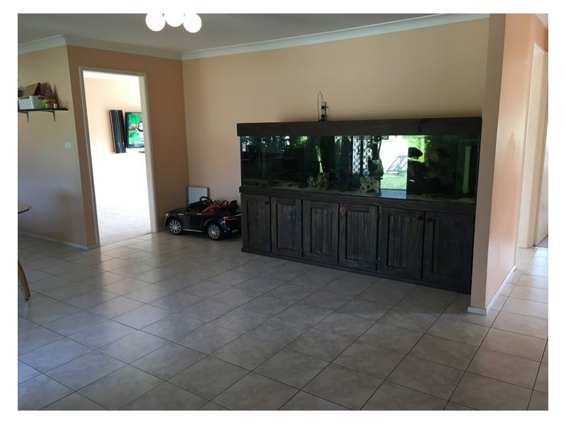 6 Natalie Crescent, Fairfield West NSW 2165